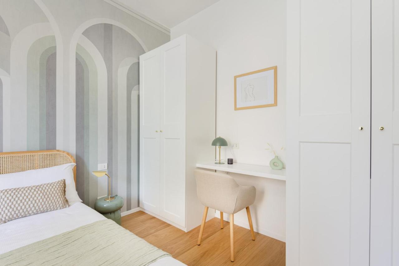 Easylife - Romantico Appartamento Sui Navigli ミラノ エクステリア 写真