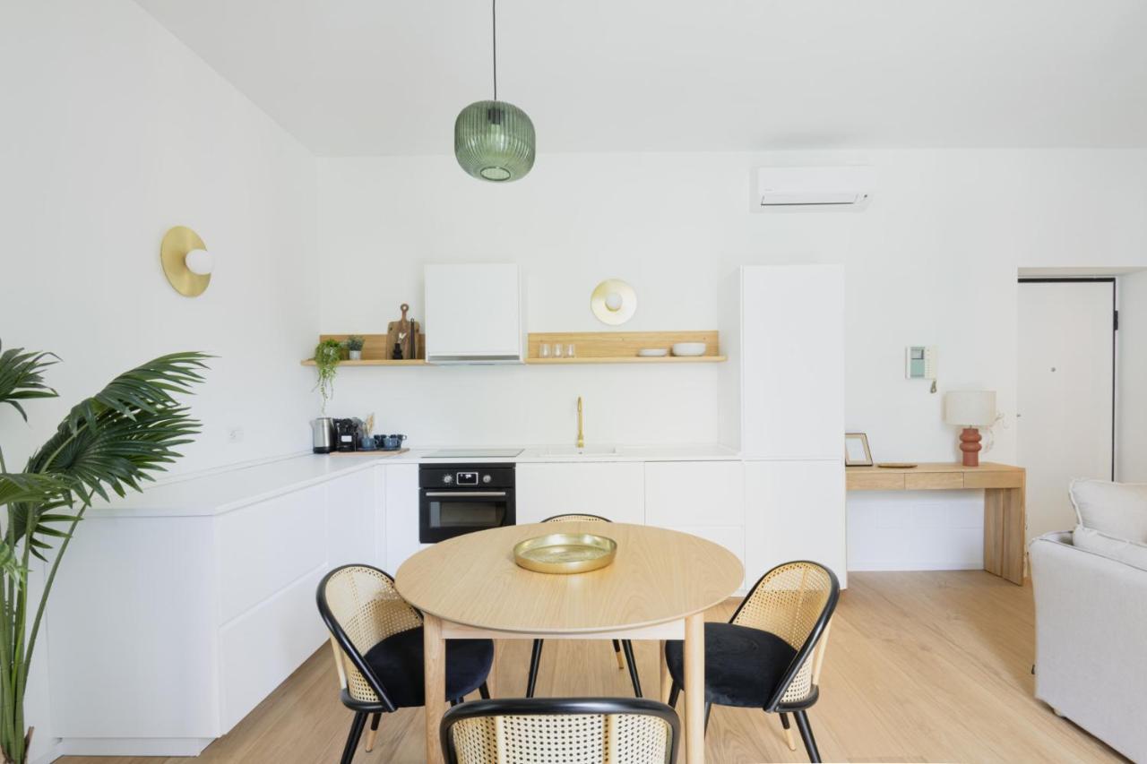 Easylife - Romantico Appartamento Sui Navigli ミラノ エクステリア 写真