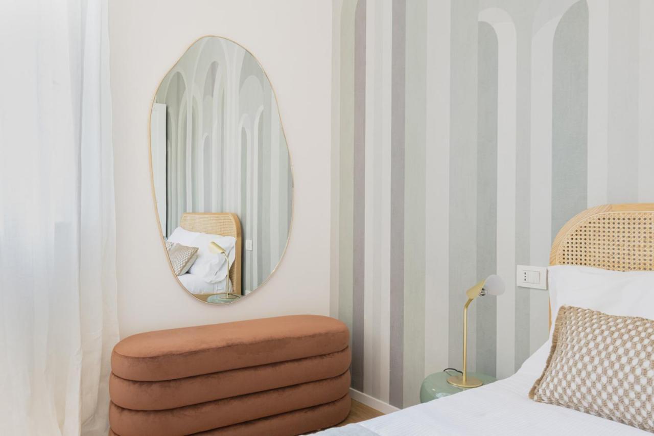 Easylife - Romantico Appartamento Sui Navigli ミラノ エクステリア 写真